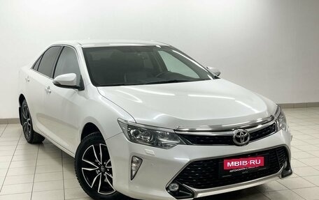 Toyota Camry, 2017 год, 2 335 000 рублей, 3 фотография