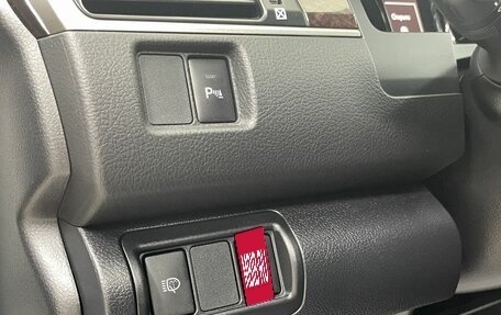 Toyota Camry, 2017 год, 2 335 000 рублей, 18 фотография