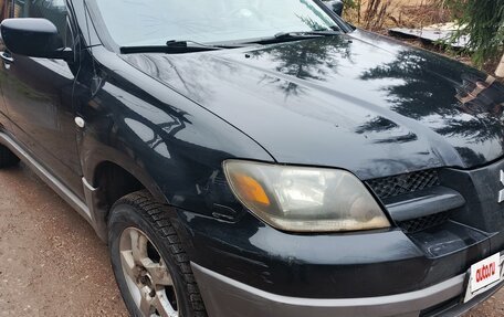 Mitsubishi Outlander III рестайлинг 3, 2003 год, 340 000 рублей, 15 фотография