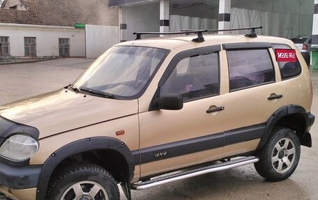 Chevrolet Niva I рестайлинг, 2005 год, 360 000 рублей, 1 фотография