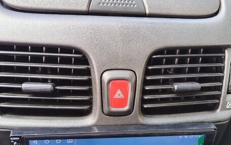 Nissan Almera, 2005 год, 300 000 рублей, 6 фотография