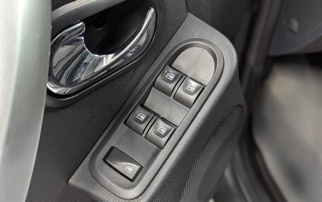 Nissan Terrano III, 2018 год, 1 400 000 рублей, 19 фотография