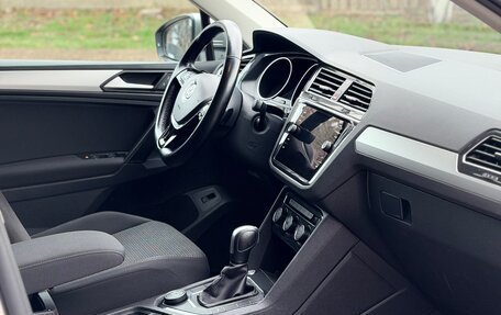 Volkswagen Tiguan II, 2019 год, 2 350 000 рублей, 14 фотография