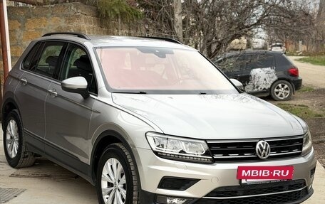 Volkswagen Tiguan II, 2019 год, 2 350 000 рублей, 16 фотография
