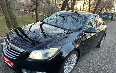 Opel Insignia II рестайлинг, 2008 год, 700 000 рублей, 2 фотография