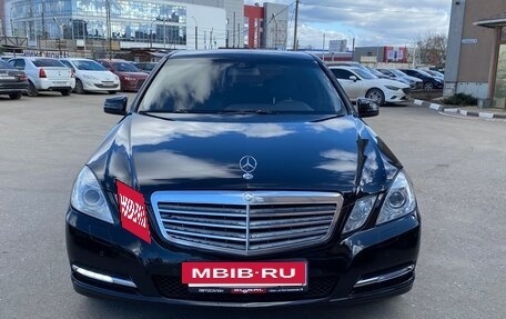 Mercedes-Benz E-Класс, 2012 год, 1 450 000 рублей, 2 фотография