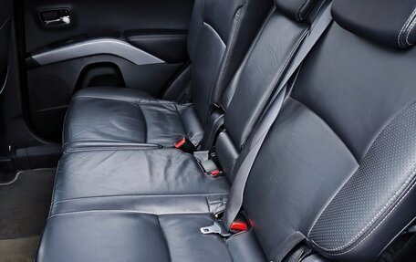 Mitsubishi Outlander III рестайлинг 3, 2010 год, 1 150 000 рублей, 12 фотография