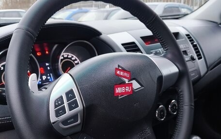 Mitsubishi Outlander III рестайлинг 3, 2010 год, 1 150 000 рублей, 17 фотография