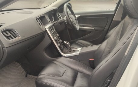 Volvo V60 I, 2013 год, 1 450 000 рублей, 13 фотография