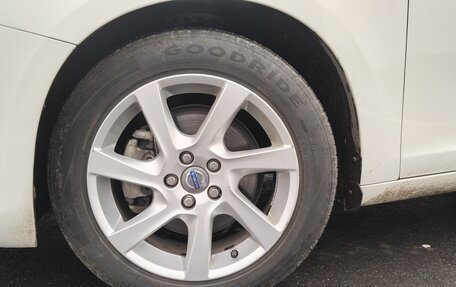 Volvo V60 I, 2013 год, 1 450 000 рублей, 24 фотография