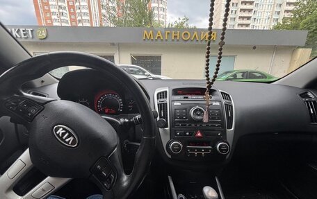 KIA cee'd I рестайлинг, 2011 год, 750 000 рублей, 3 фотография