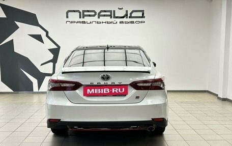 Toyota Camry, 2021 год, 3 289 900 рублей, 8 фотография