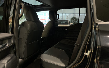 Toyota Land Cruiser Prado, 2024 год, 11 660 000 рублей, 15 фотография