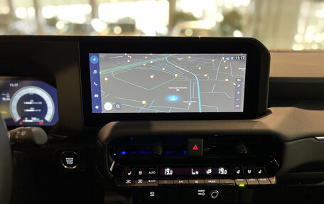 Toyota Land Cruiser Prado, 2024 год, 11 660 000 рублей, 18 фотография