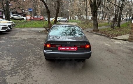 Toyota Camry, 1999 год, 630 000 рублей, 3 фотография