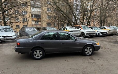 Toyota Camry, 1999 год, 630 000 рублей, 4 фотография