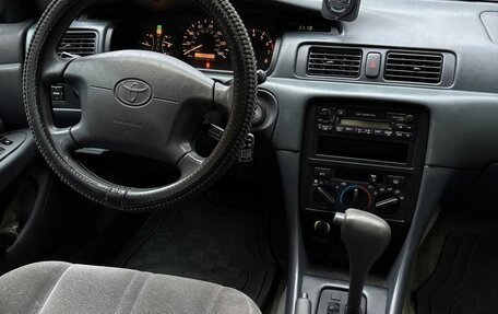 Toyota Camry, 1999 год, 630 000 рублей, 14 фотография