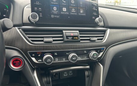 Honda Accord IX рестайлинг, 2022 год, 2 900 000 рублей, 19 фотография