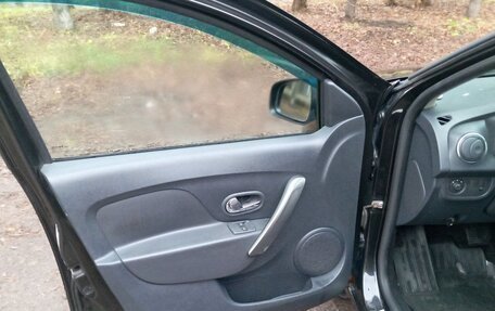 Renault Logan II, 2015 год, 625 000 рублей, 29 фотография