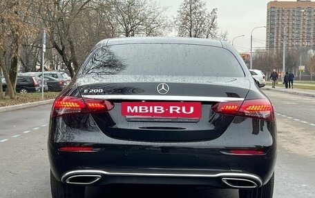 Mercedes-Benz E-Класс, 2021 год, 2 850 000 рублей, 5 фотография