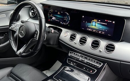 Mercedes-Benz E-Класс, 2021 год, 2 850 000 рублей, 18 фотография