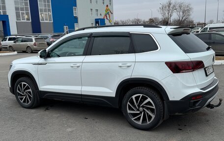 Volkswagen Taos, 2021 год, 2 640 000 рублей, 2 фотография