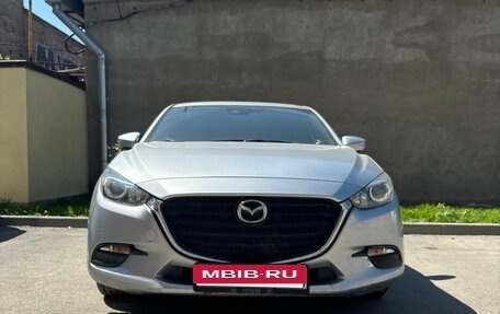 Mazda 3, 2018 год, 1 605 000 рублей, 3 фотография