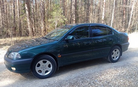 Toyota Avensis III рестайлинг, 1999 год, 550 000 рублей, 14 фотография