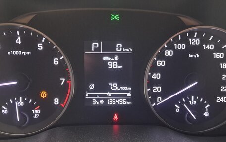 Hyundai Elantra VI рестайлинг, 2017 год, 1 250 000 рублей, 9 фотография