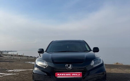 Honda Vezel, 2017 год, 1 610 000 рублей, 3 фотография