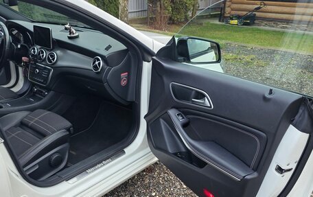 Mercedes-Benz CLA, 2015 год, 1 685 000 рублей, 14 фотография