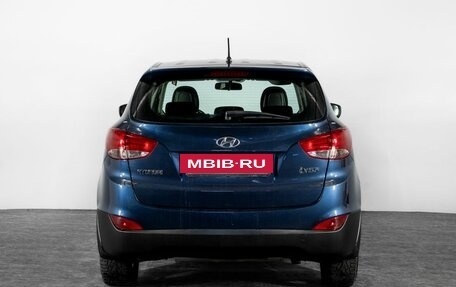 Hyundai ix35 I рестайлинг, 2010 год, 995 000 рублей, 4 фотография