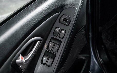 Hyundai ix35 I рестайлинг, 2010 год, 995 000 рублей, 13 фотография