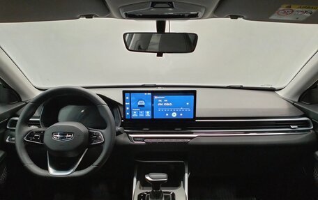 Geely Emgrand, 2024 год, 1 999 000 рублей, 5 фотография