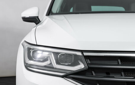 Volkswagen Tiguan II, 2021 год, 3 398 000 рублей, 25 фотография