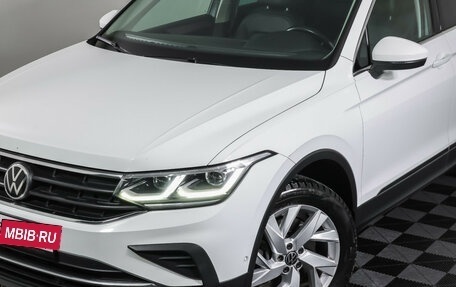 Volkswagen Tiguan II, 2021 год, 3 398 000 рублей, 26 фотография