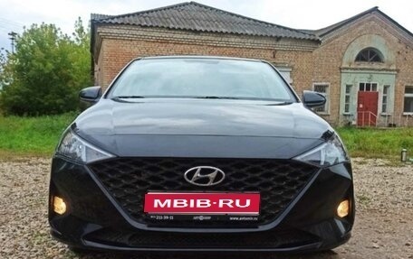 Hyundai Solaris II рестайлинг, 2020 год, 1 650 000 рублей, 1 фотография