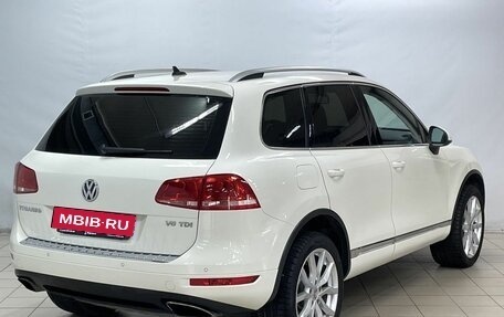 Volkswagen Touareg III, 2011 год, 2 150 000 рублей, 4 фотография