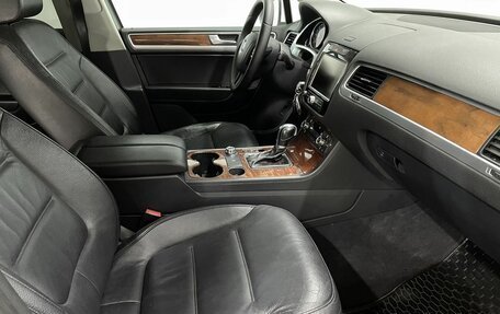 Volkswagen Touareg III, 2011 год, 2 150 000 рублей, 18 фотография