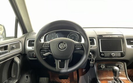 Volkswagen Touareg III, 2011 год, 2 150 000 рублей, 15 фотография