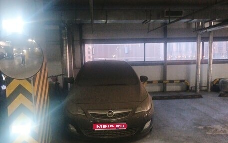 Opel Astra J, 2012 год, 500 000 рублей, 1 фотография