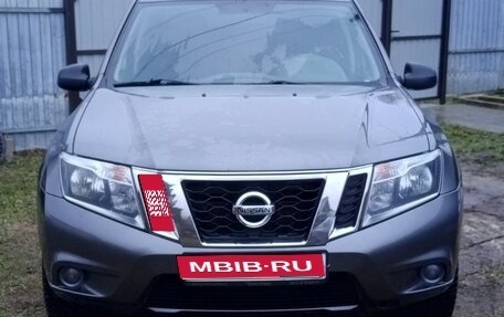 Nissan Terrano III, 2015 год, 840 000 рублей, 1 фотография