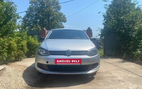 Volkswagen Polo VI (EU Market), 2014 год, 700 000 рублей, 4 фотография