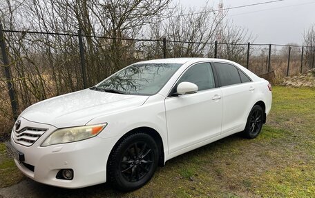 Toyota Camry, 2010 год, 1 700 000 рублей, 12 фотография