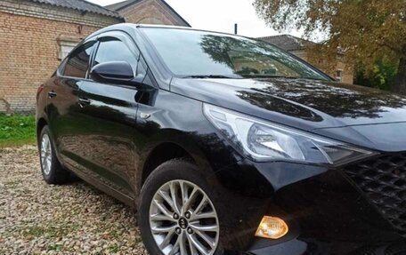 Hyundai Solaris II рестайлинг, 2020 год, 1 650 000 рублей, 3 фотография