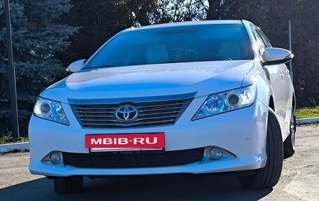 Toyota Camry, 2014 год, 1 600 000 рублей, 2 фотография