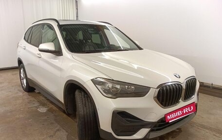 BMW X1, 2021 год, 2 290 000 рублей, 3 фотография
