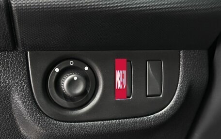 Renault Sandero II рестайлинг, 2018 год, 1 096 000 рублей, 13 фотография