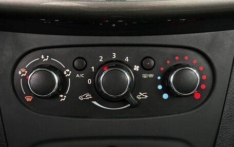 Renault Sandero II рестайлинг, 2018 год, 1 096 000 рублей, 22 фотография