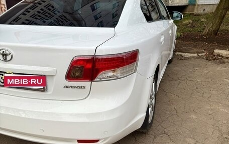 Toyota Avensis III рестайлинг, 2011 год, 1 150 000 рублей, 5 фотография